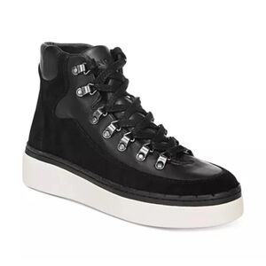 Vince Soren Black Boot Water Repellent Leather Suede Size 7 $350